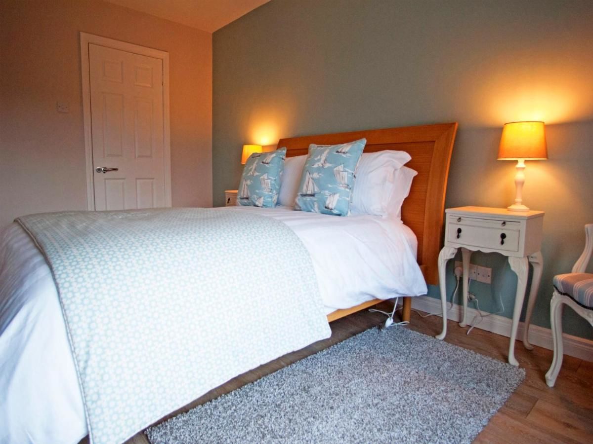 Отели типа «постель и завтрак» Bunlin Bay House Милфорд-18
